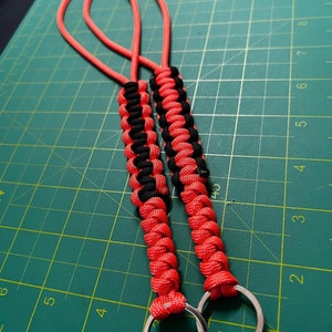 Paracord Wristlet w/ Key Ring - Various Colors Available