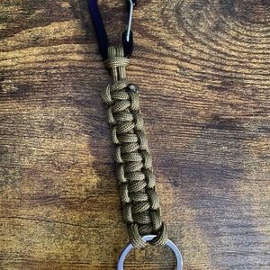 550 Paracord Keychain w/ Carabiner