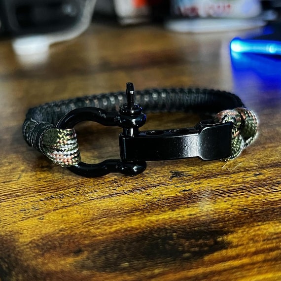 Paracord Microcord Bracelet With Adjustable Shackle Shackle