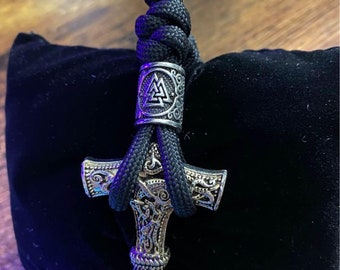 Paracord Viking Rune Bracelet w/ Thor’s Hammer