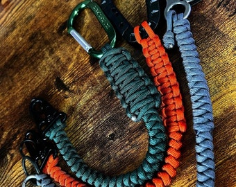 Paracord Wallet Chain with Carabiner - Various Colors Available - 12in - Burnt Orange - Hunter Green - Graphite - Handmade - Veteran Crafted