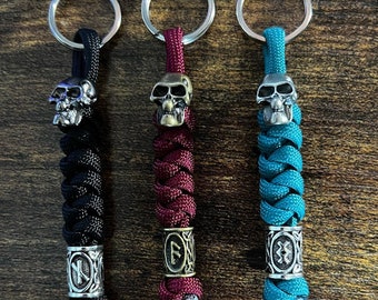 Paracord Skull Keychain w/ Viking Rune