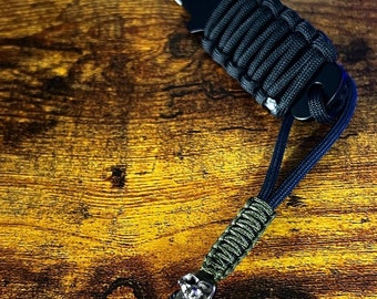Paracord Skull Lanyard | Paracord Lanyard | Paracord Keychain