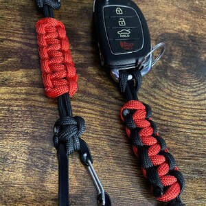 Paracord Keychain w/ Carabiner and Paracord Key Fob - Bundle