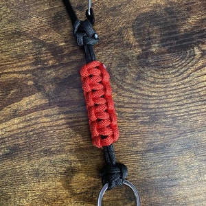 Paracord Keychain w/ Carabiner