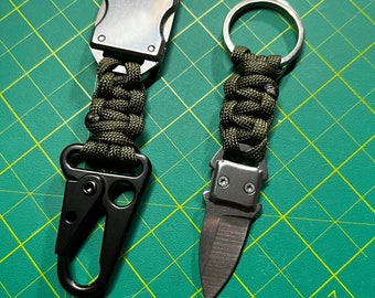 Paracord Survival Carabiner Keychain with Knife Buckle