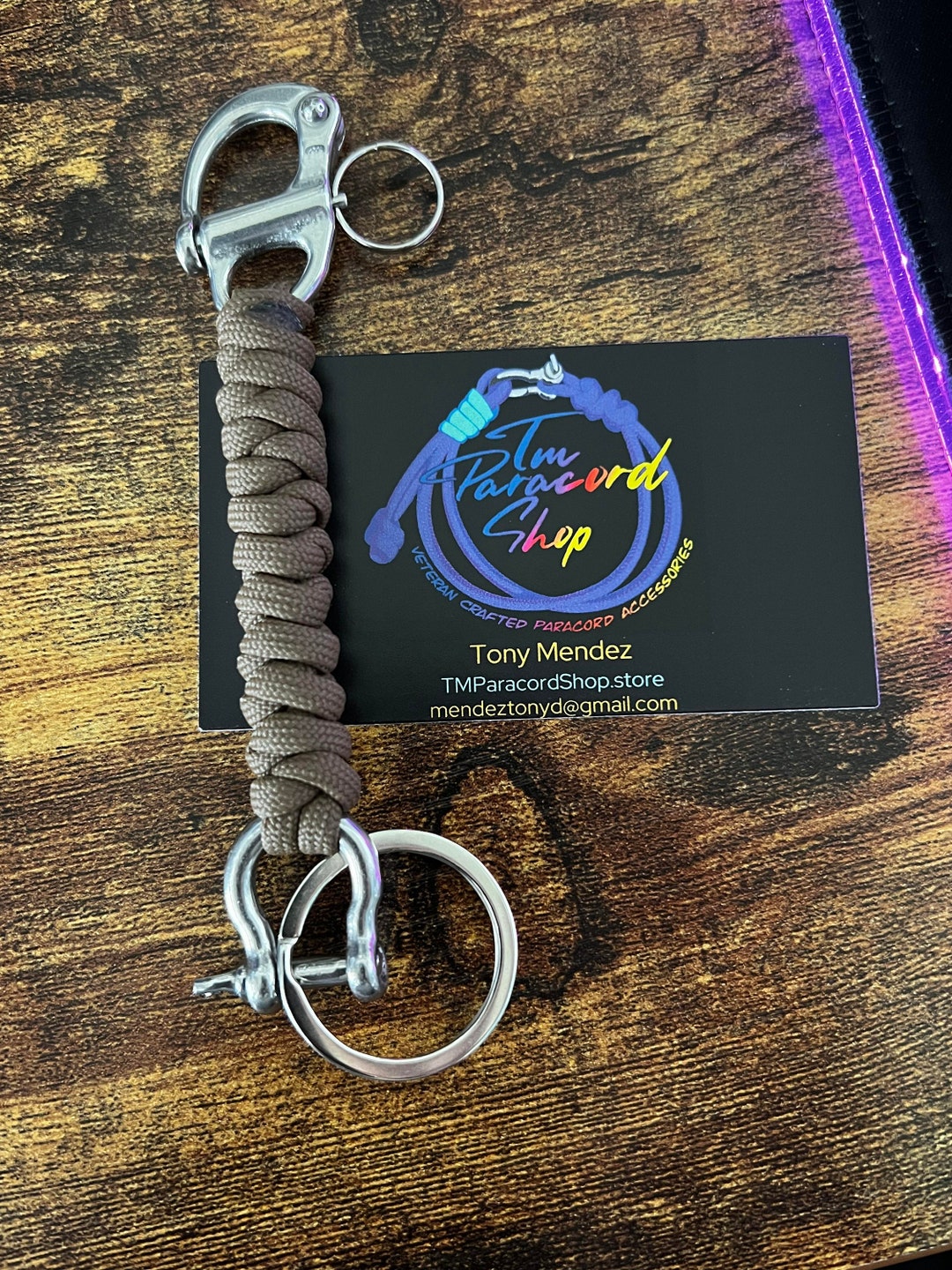 Paracord Shackle Keychain With Snap Shackle Coyote Brown Handmade Etsy