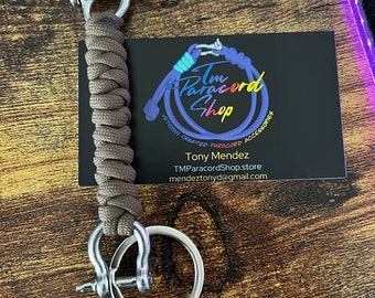 Paracord Shackle Keychain with Snap Shackle - Coyote Brown - Handmade