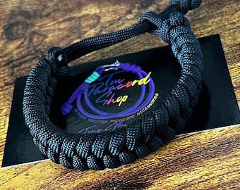 Paracord Fish Tail Bracelet - Tactical Bracelet - Handmade