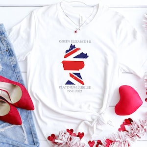 British Queen Platinum Jubilee 70 Years Shirt, Queen Jubilee 2022 Shirts, Queen Elizabeth T-Shirt, British Royal Family Tees, UK Tee
