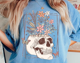 Floral Skull Shirt, Floral skeleton T-Shirt, Botanical Skull Shirt, Skeleton Shirt, Womens Skull Shirt, Flower Shirts, Skull Tee, Halloween