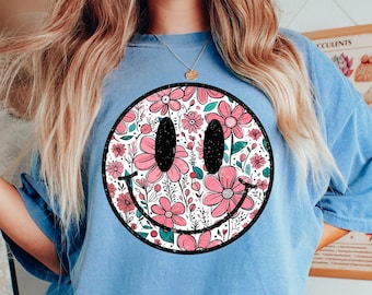 Smiley Face Shirt, Flower Shirt, Retro Smile Face, Trendy Vintage Graphic Tee, Comfort Colors Tee, Cute Smile Shirt, Flower Happy Face Shirt