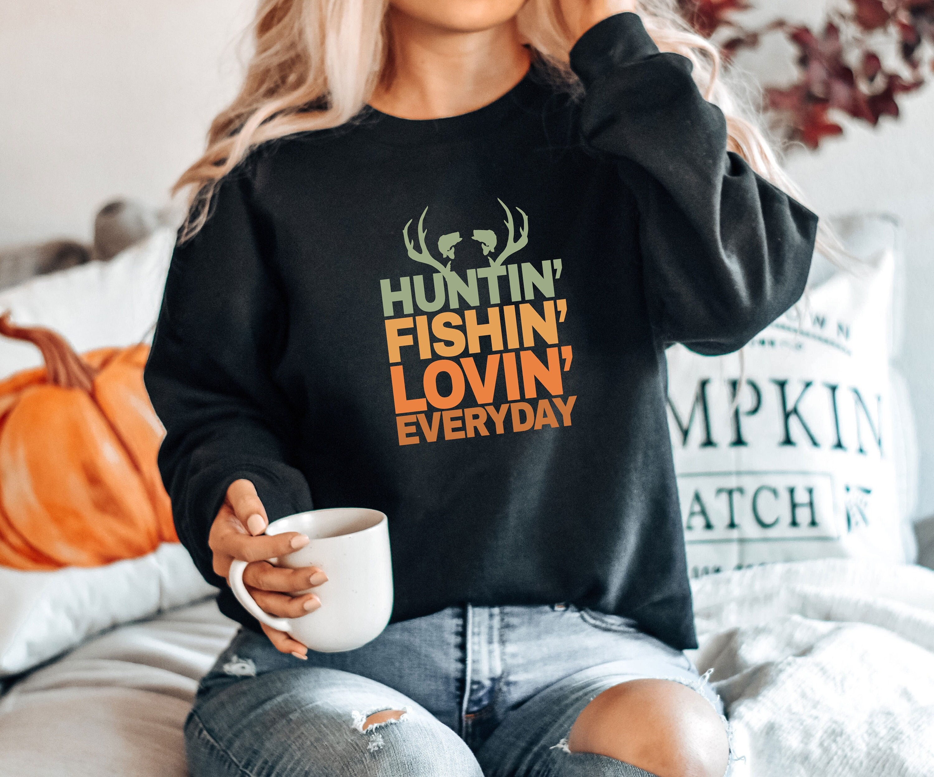 Hunting Fishing Loving Every Day Sweatshirt, Hunting Sweater, Fishing  Outfit, Gift for Hunter, Dad Camping Pullover, Crewneck Camper Hoodie 