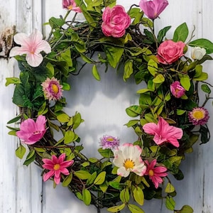 Beautiful Spring Wreath, Greenery, Front door wreath, Summer Wreath, Mothers Day wreath, perfect gift for her, floral Wreath, Interior decor