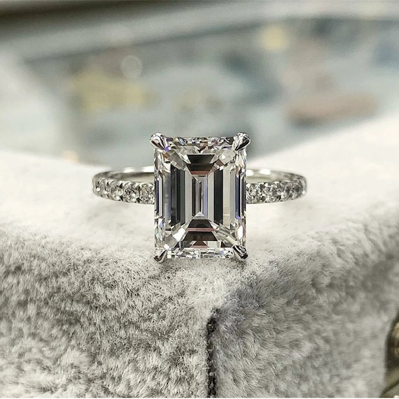 Bague de fiançailles solitaire diamant taille émeraude 2,00 CT