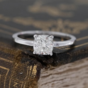 1.25 CT Cushion Diamond Ring Cushion Cut Engagement Ring Lab Diamond Engagement Ring Cushion Solitaire Anniversary Ring Promise Ring for Her