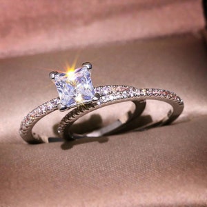 Princess Diamond Silver Ring Set, Princess Cut Engagement Bridal Set in 925 Sterling Silver, Matching Band Set, Wedding Ring, Gift for Women