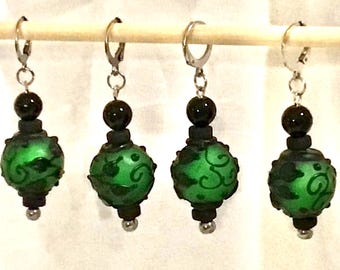 Stitch Markers - Set of 4 Black/Dark Green - 2” long