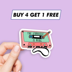 Sticker drôle The Struggle Is Real Stickers citations mix Stickers citations Stickers ordinateur portable Stickers esthétiques Stickers ordinateur Stickers bouteilles d'eau