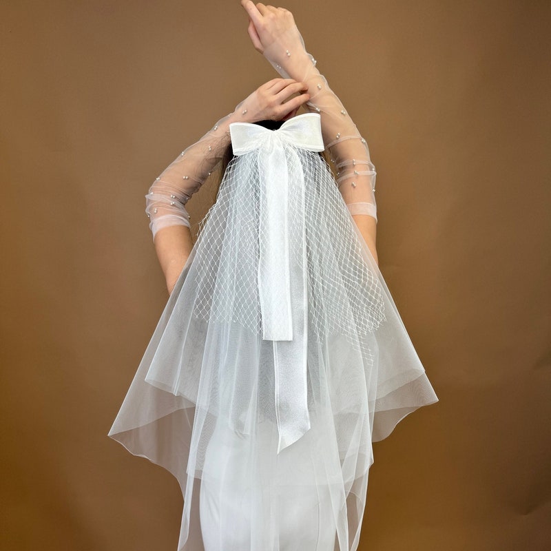 Classic Bow Veil main image 0
