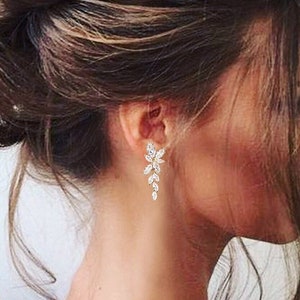 Crystal Bridal Earrings Drop Earrings MOB Wedding Jewelry MOG Crystal leaf Earrings Gold Bridesmaid Jewelry Silver bridesmaid earrings