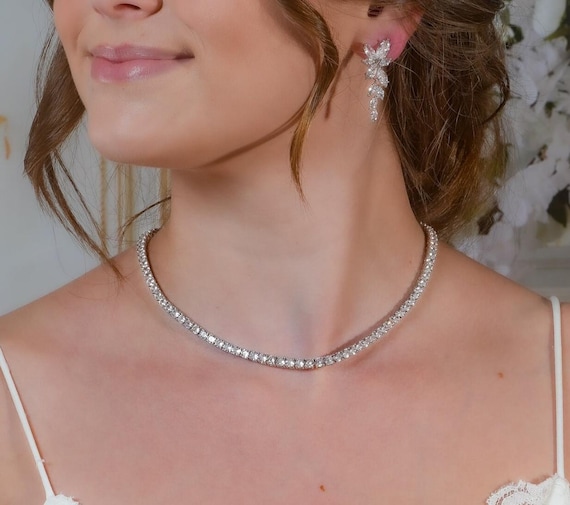 Swarovski Tennis Deluxe ネックレス Swarovski Swarovski Tennis Deluxe V Necklace 002-605-05803 | Orin