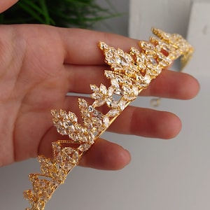 Bridal Tiara Gold Bridal Crown Crystal Tiara Wedding Tiara Silver Tiara Crystal Bridal Headband Communion Crown Princess Tiara