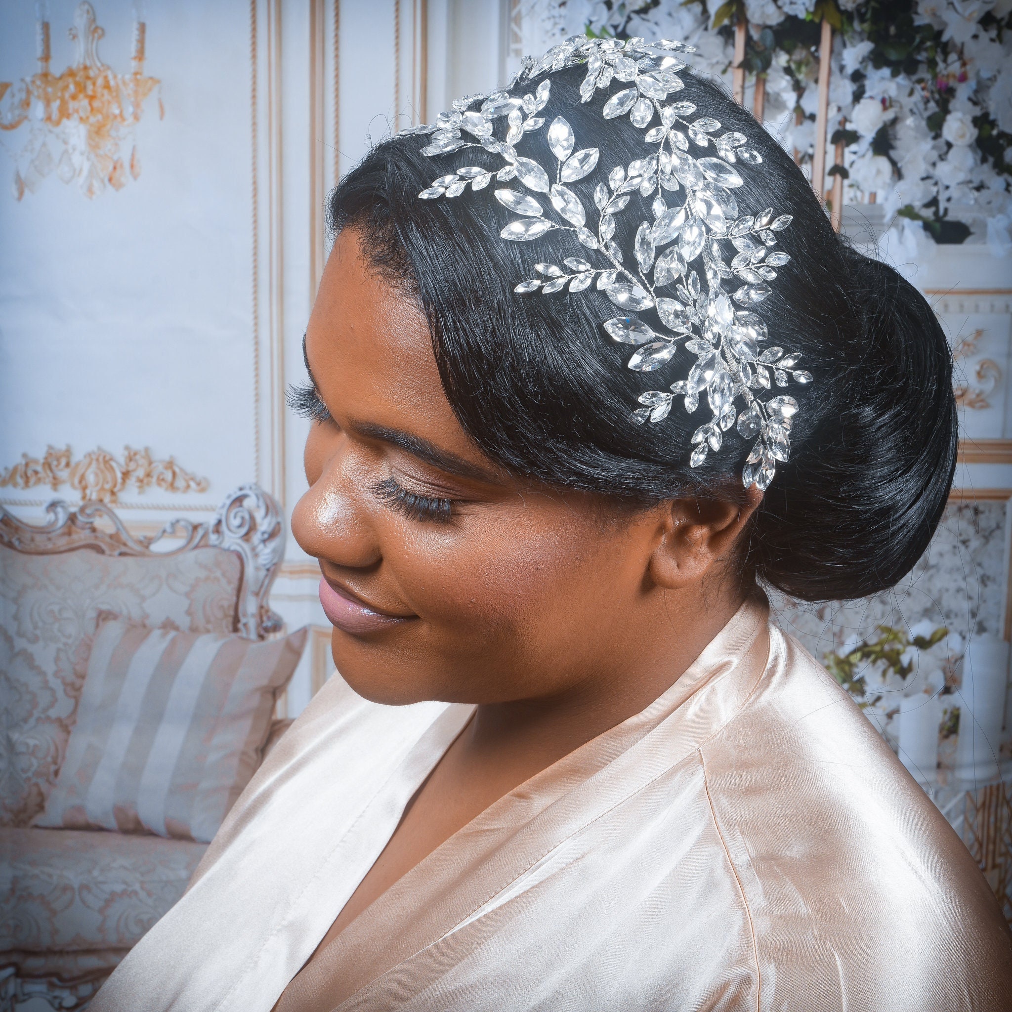 Wedding was 4/24 \u0026 I wanted to look like myself. Hair came through looking  fantastic! : r/curlyhair, image size:2048x2048