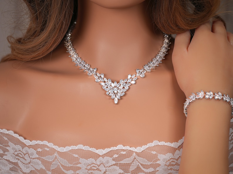 Glass Necklace And Earrings Wedding Jewelry Set