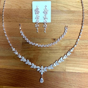 Bridal Jewelry Set Rose Gold Necklace Wedding Earrings Wedding Necklace Wedding Jewelry set Bridal Jewelry Set Bridesmaid Jewelry Rose Gold