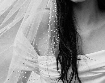 Pearl Veil Wedding Veil with comb Soft Veil Pearl Edge Veil Fingertip Veil with pearls Cathedral Veil Pearl Chapel Veil