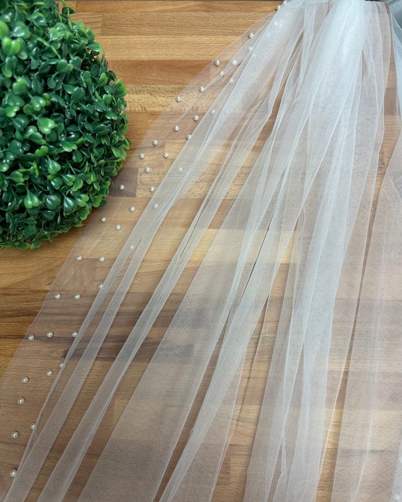 Pearl Veil White Veil With Comb Pearl Edge Veil Fingertip Veil Etsy