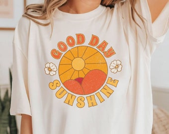 Good Day Sunshine Shirt,  Sun Graphic Tee, Sun T Shirt, Boho Tee, Retro 70s Style Shirt, Hippie Shirts, Comfort Colors Tee