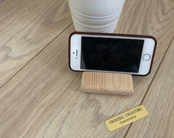 Custom Handmade Reclaimed Wood Phone Holder with Engraving Plate - Personalised Mobile Phone Stand