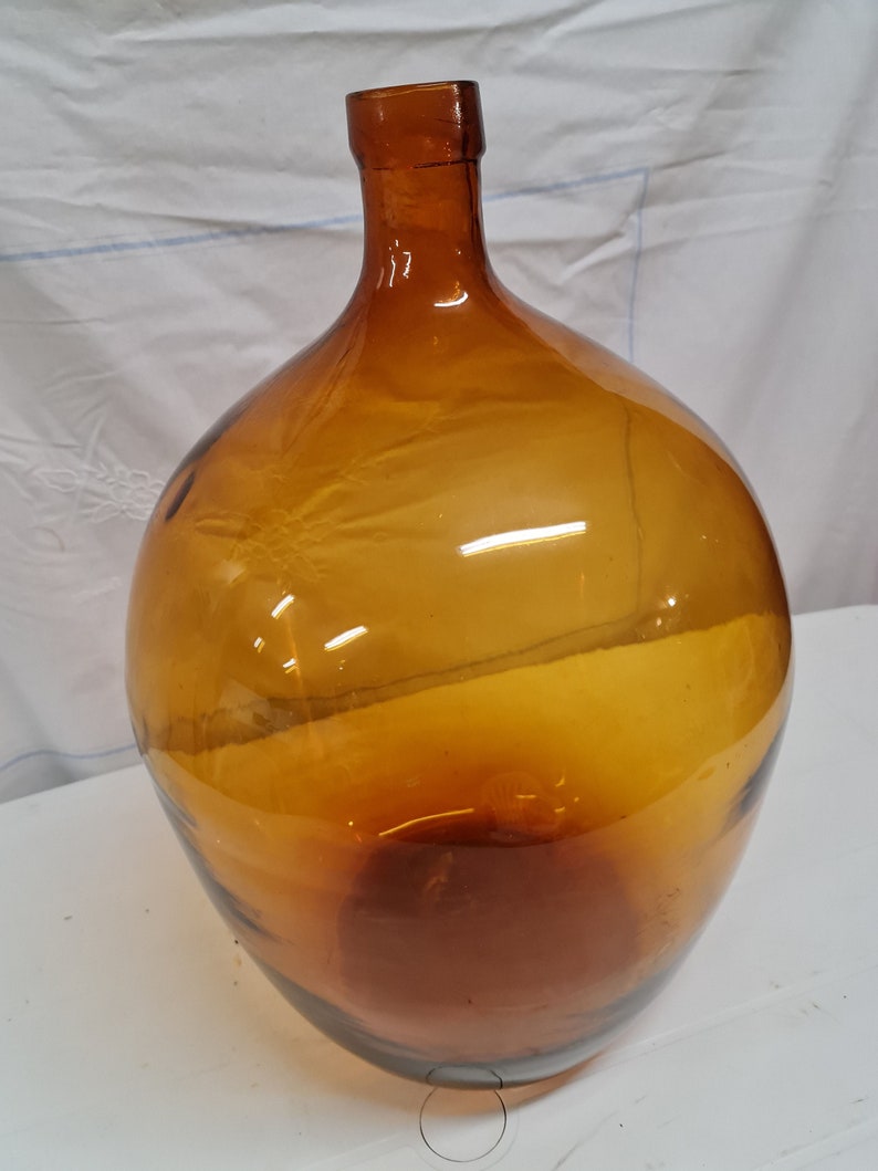 Vintage demijohn, dame jeanne, amber demijohn, demijohn yellow, gelbe Korbflasche, romanian demižon, damajuana amarilla image 3