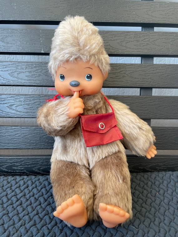 SUPER RARE VINTAGE JAPAN MADE MONCHICHI MONCHHICHI DOLL WITH CLOTHES 30  THUMB