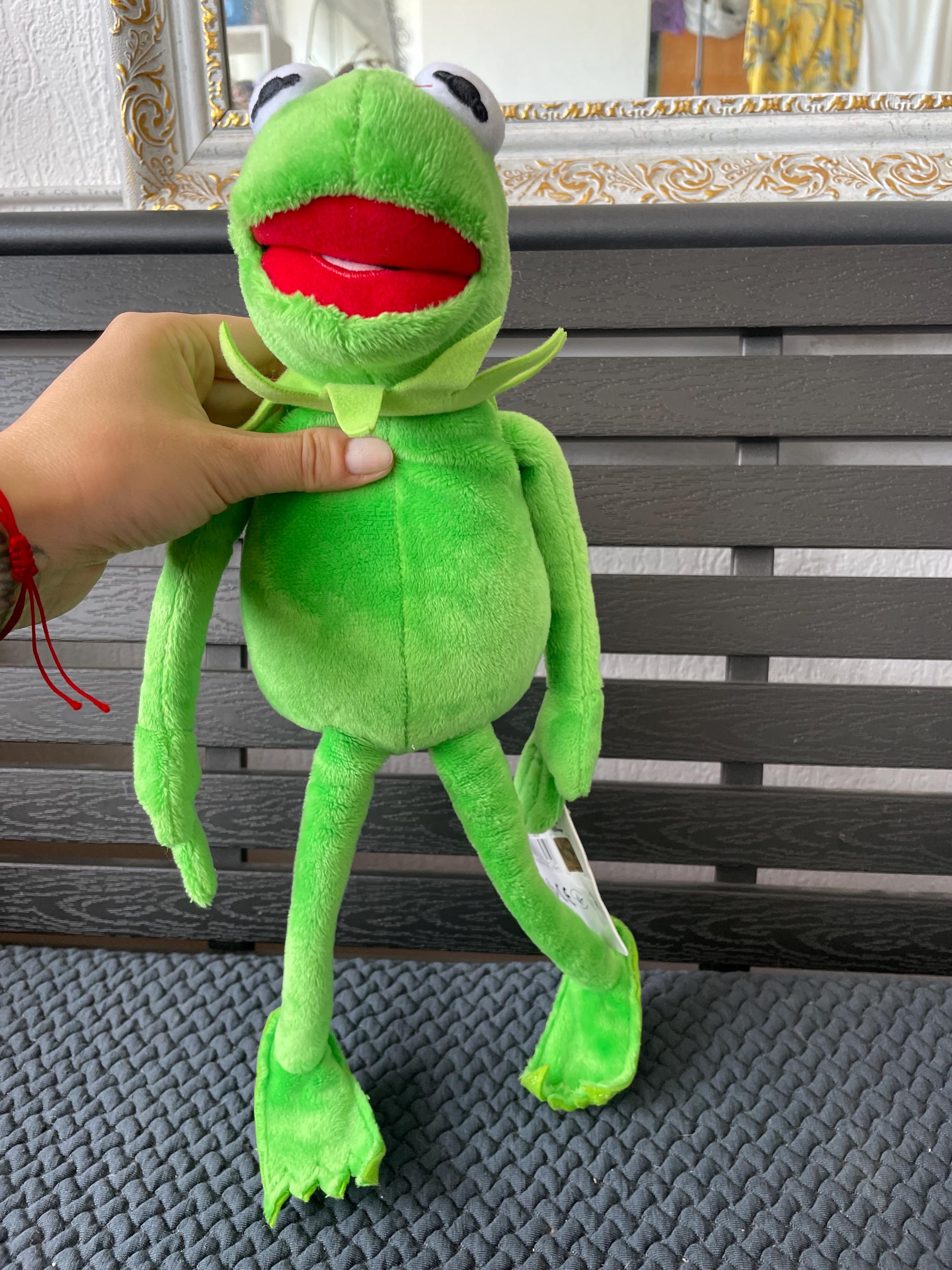 ディズニー マペット カーミット ザ フロッグ 本物そっくりの