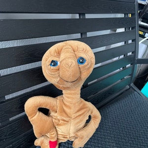 E.T. エイリアンぬいぐるみ 大きめ il_300x300.4443169351_m551.jpg