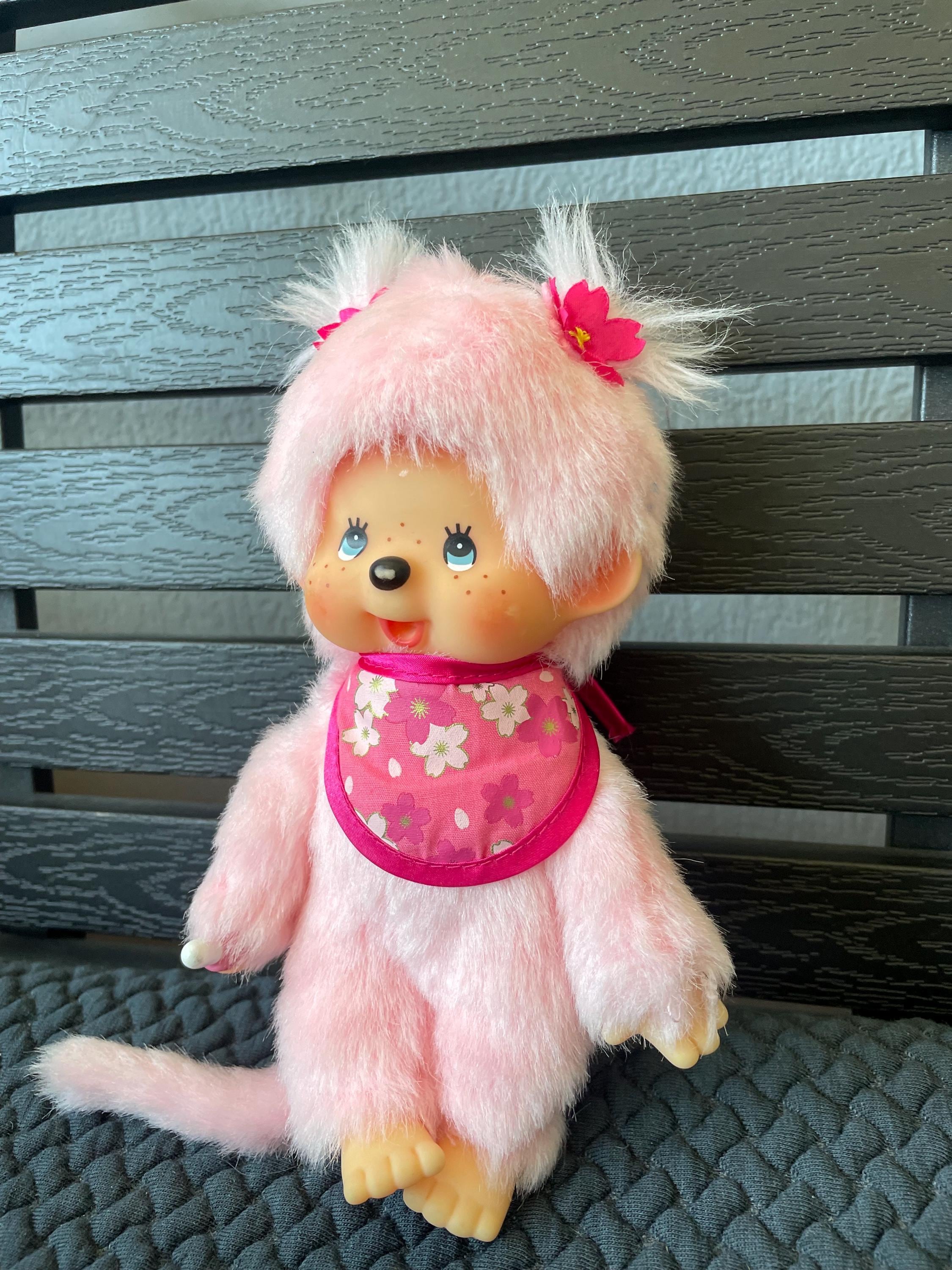 かわいいピンクのモンチッチぬいぐるみ 日本のぬいぐるみ猿人形 親指を