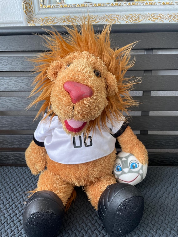 FIFAワールドカップドイツ2006サッカー希少ライオンぬいぐるみ玩具
