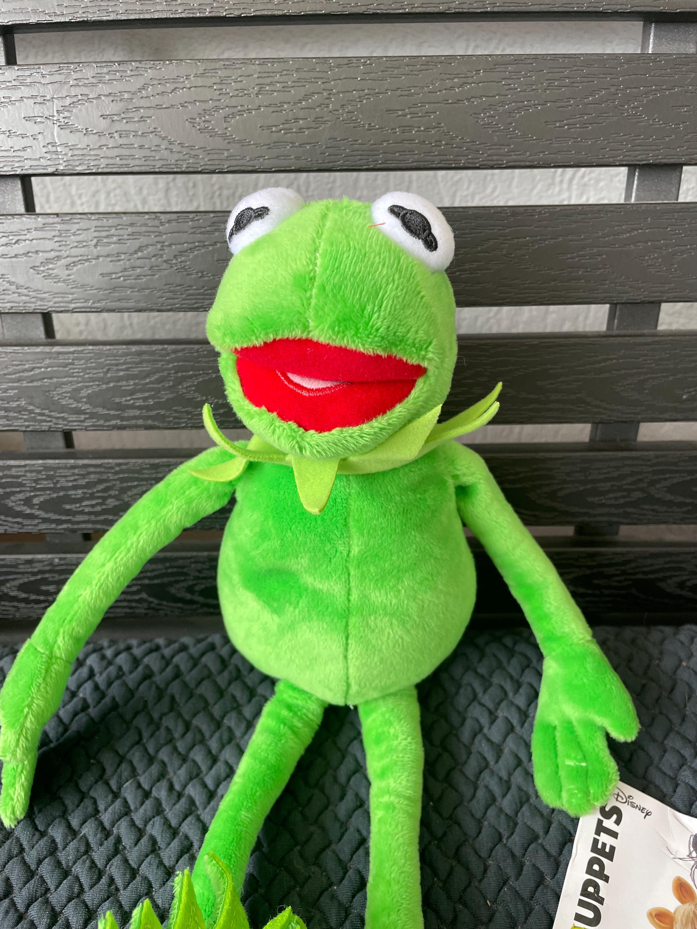 ディズニー マペット カーミット ザ フロッグ 本物そっくりの