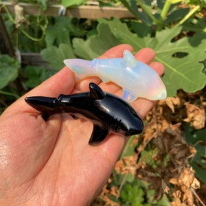 1PC 2.5" Natural Hand Obsidian/opalite Shark Carved,Quartz Crystal Shark Carved ,Crystal Heal,Home decoration,Crystal Sculpture,Crystal Gift