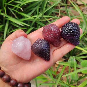 1.5" Natural Mix Quartz Strawberry Carved,Quartz Crystal carving,Home Decoration,Mineral specimens,Reiki Healing,Crystal Gift,Energy crystal