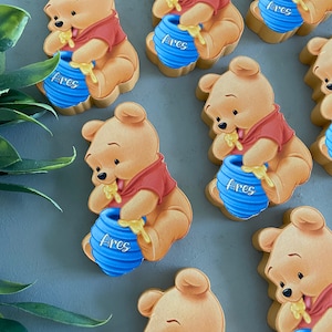 Set of 10 | Oh Baby Baby Shower Personalized Winnie The Pooh magnet favors | Baby Shower Favor