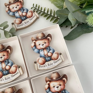 Calamita a tema orsetto cowboy per neonato, bomboniere per baby shower, festa baby shower cowboy, decorazioni per il primo compleanno a tema rodeo country e selvaggio West.