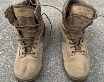 Land Operations Temperate Combat Boots Size 295/116 Mens 12 or 12.5 Wide Genuine Canadian issued