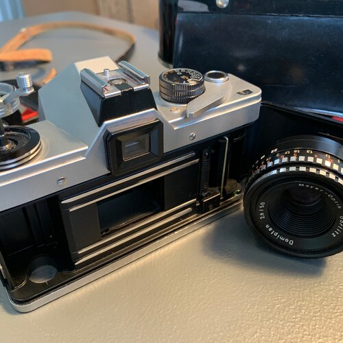 Vintage Pentacon Praktika L Metal Film Camera Domiplan 2.8
