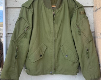 RCAF Intermediate Flame Resist Flyers Jacket Size 6736 Mens Small Short Green Excellent Made in Canada