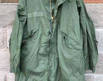 Fishtail Parka Genuine 1978 US Army Issued Size Mens Medium Regular OG107 New