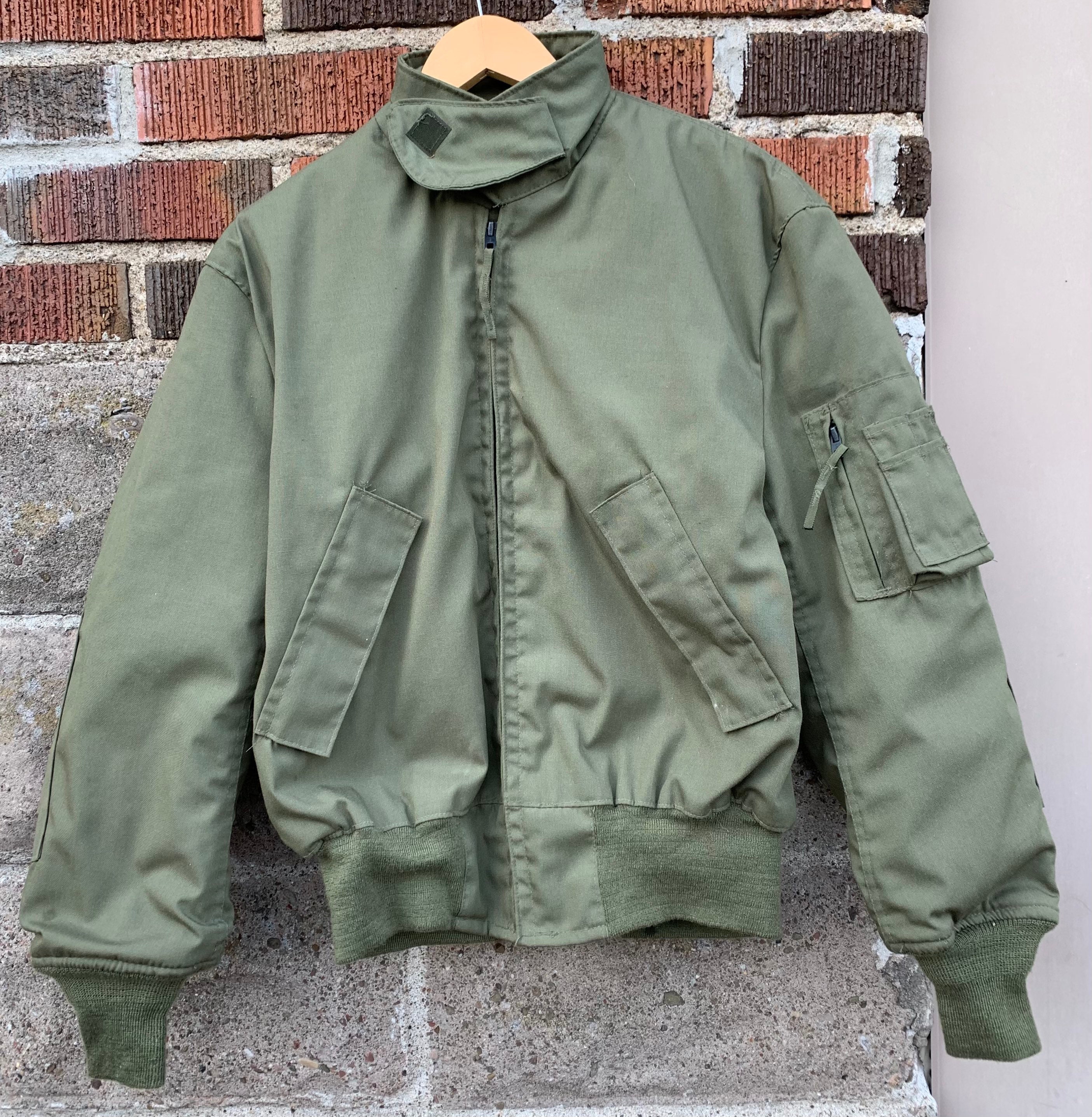 CVC Cold Bomber Jacket Og107 Size Medium Regular Flame Resist Made 